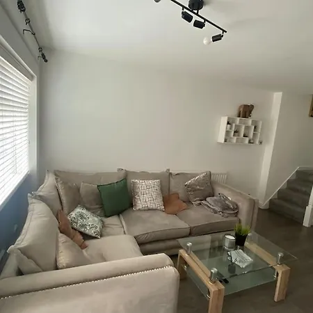 Yourlinkshouse Close To Etihad & Coop Live Arena - Sleeps 4 Manchester Exterior photo