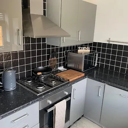 Yourlinkshouse Close To Etihad & Coop Live Arena - Sleeps 4 Manchester Exterior photo