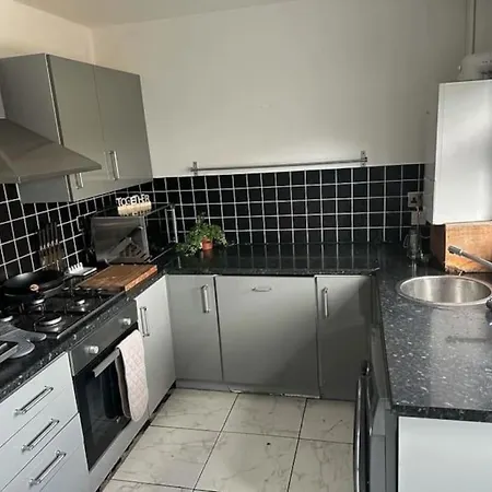 Yourlinkshouse Close To Etihad & Coop Live Arena - Sleeps 4 Manchester Exterior photo