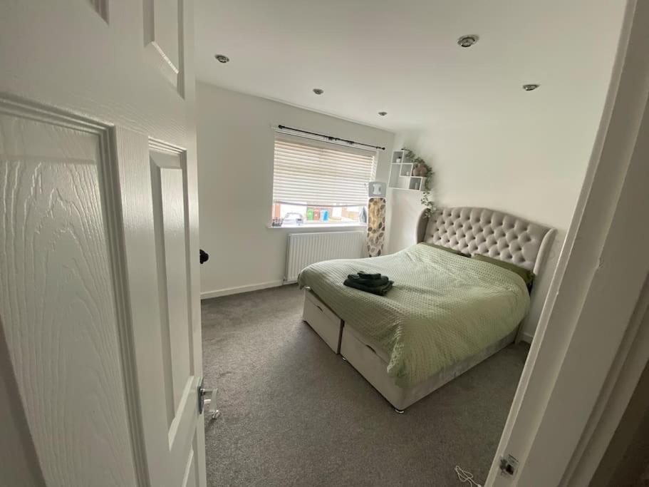 Casa vacanze Yourlinkshouse Close To Etihad & Coop Live Arena - Sleeps 4